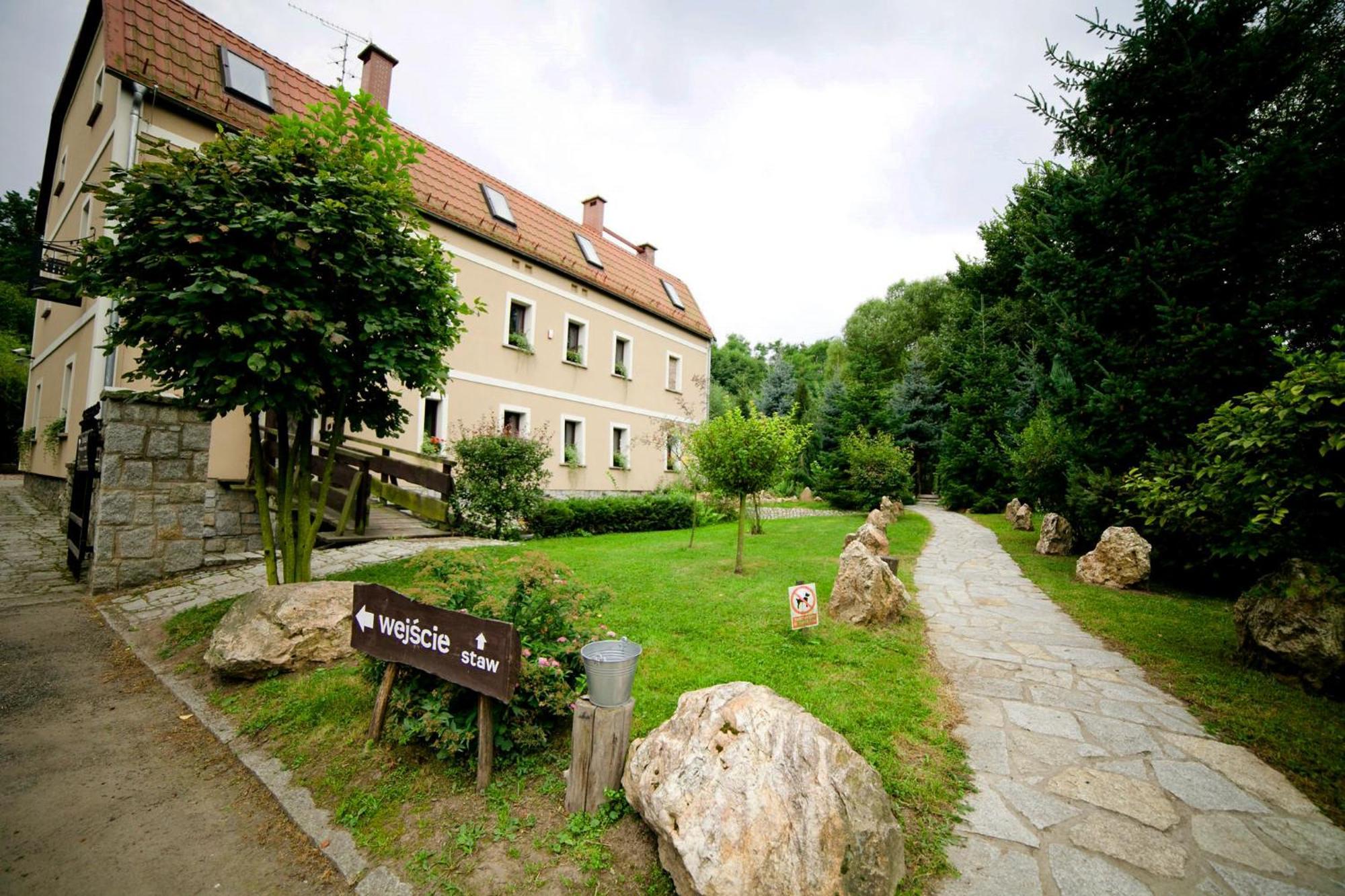 Szczepanów Rancho Slezanski Mlyn المظهر الخارجي الصورة